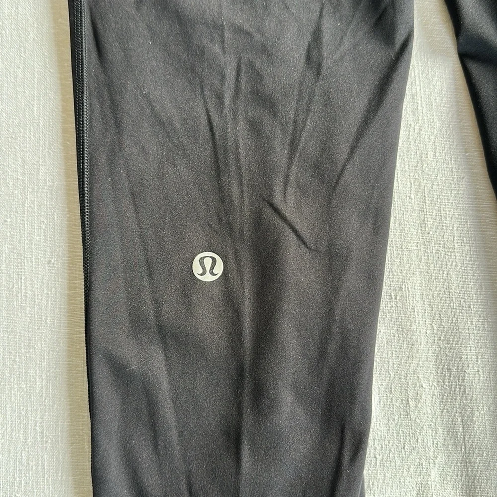 Lululemon Fast & Free 7/8 Tight Black 8 - Picture 10 of 10